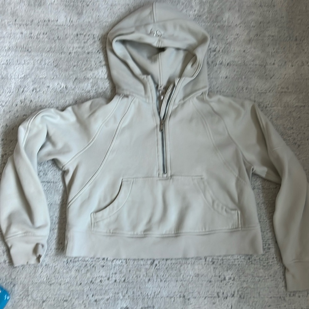 Lululemon cream 1/2 zip hoodie size xs/s